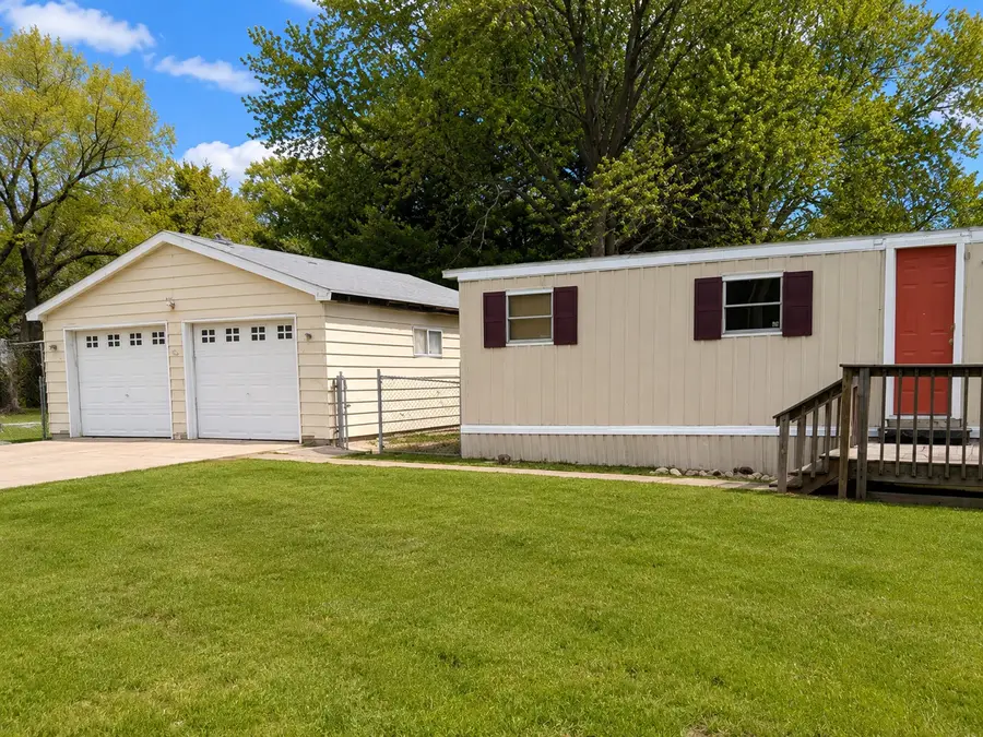 628 N Hilltop Road, Peoria, IL 61604 - #3