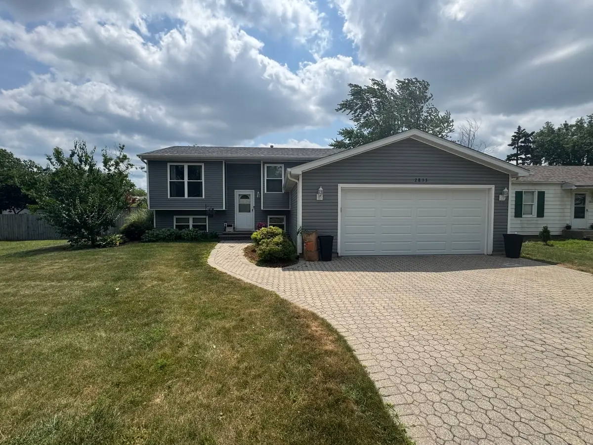2833 Apple Avenue, Waukegan, IL 60085 - #1