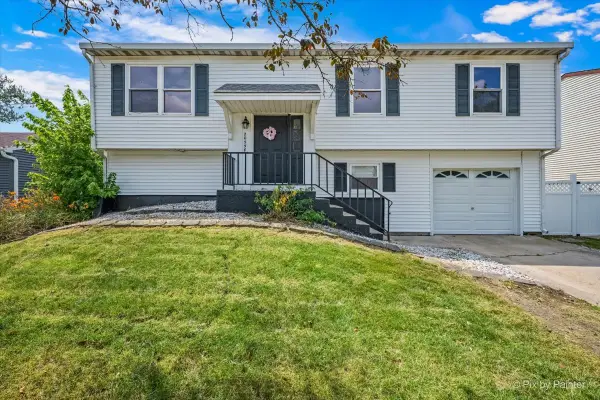 20558 S Graceland Lane, Frankfort, IL 60423