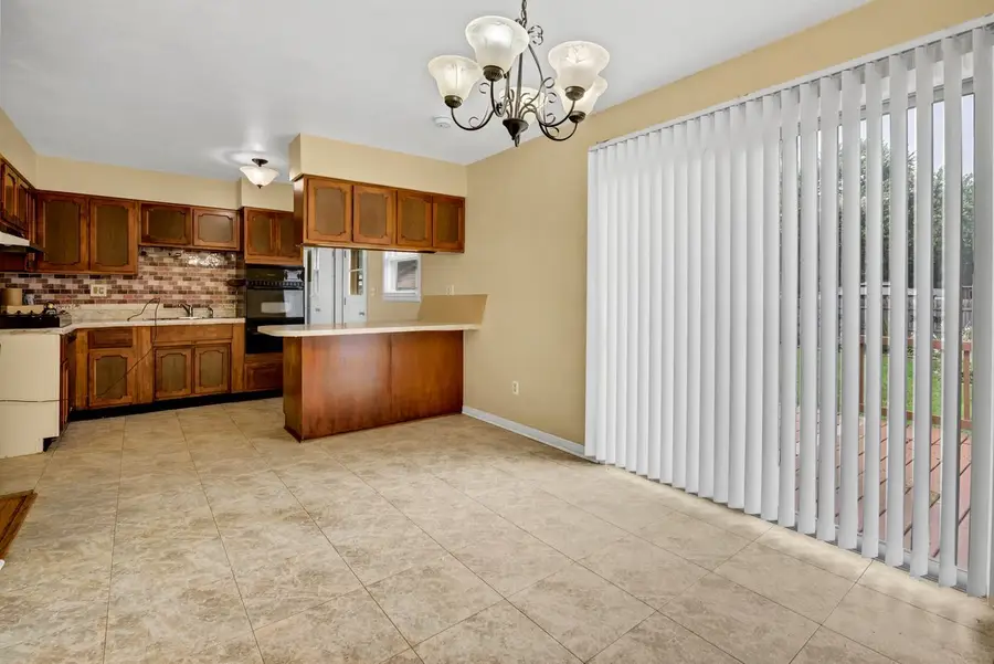 2736 Wall Avenue, Waukegan, IL 60087 - #3