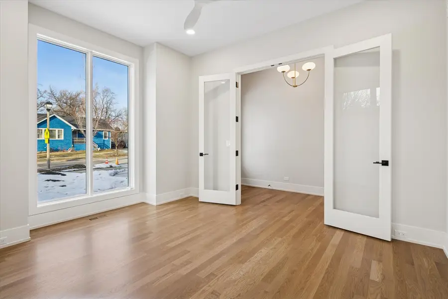 498 W 3rd Avenue, Elmhurst, IL 60126 - #2