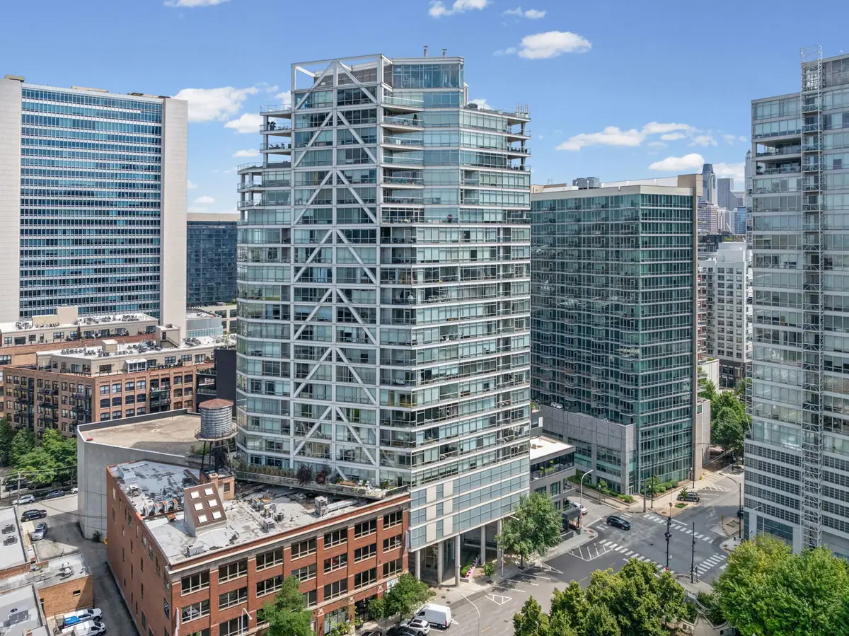 510 W Erie Street #1303, Chicago, IL 60654 - #1