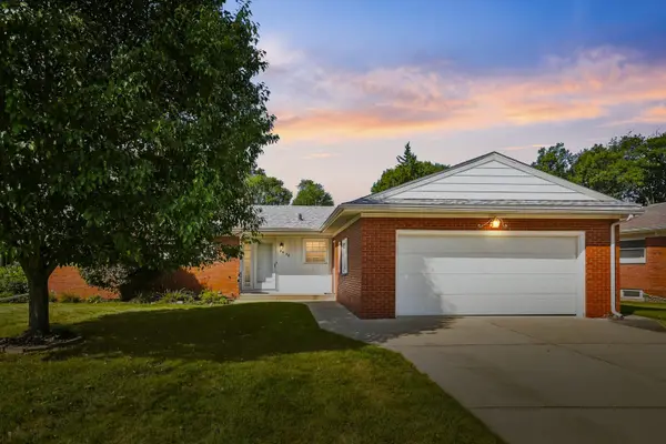 3930 44th Street, Rock Island, IL 61201