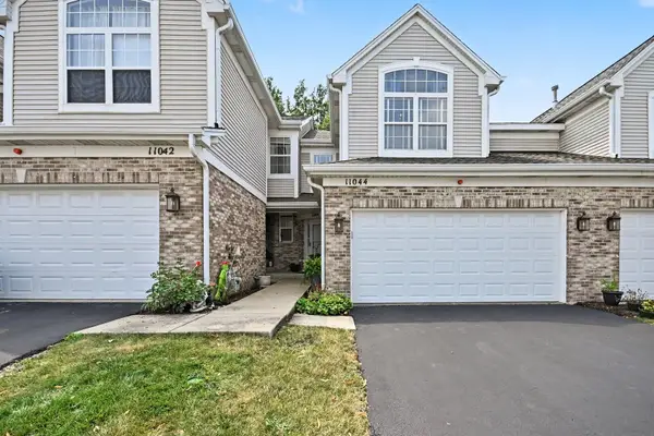 11044 72nd Street, Indian Head Park, IL 60525