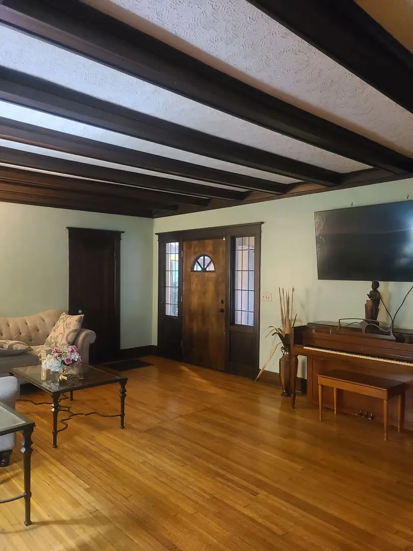 607 N Raynor Avenue, Joliet, IL 60435 - #3