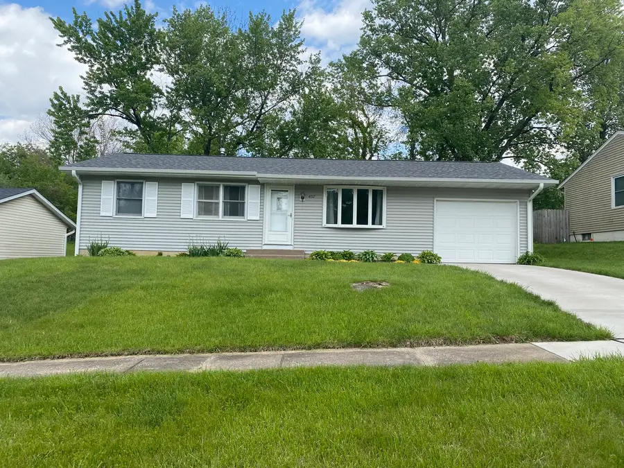4117 Hillandale Road, Davenport, IA 52806 - #2