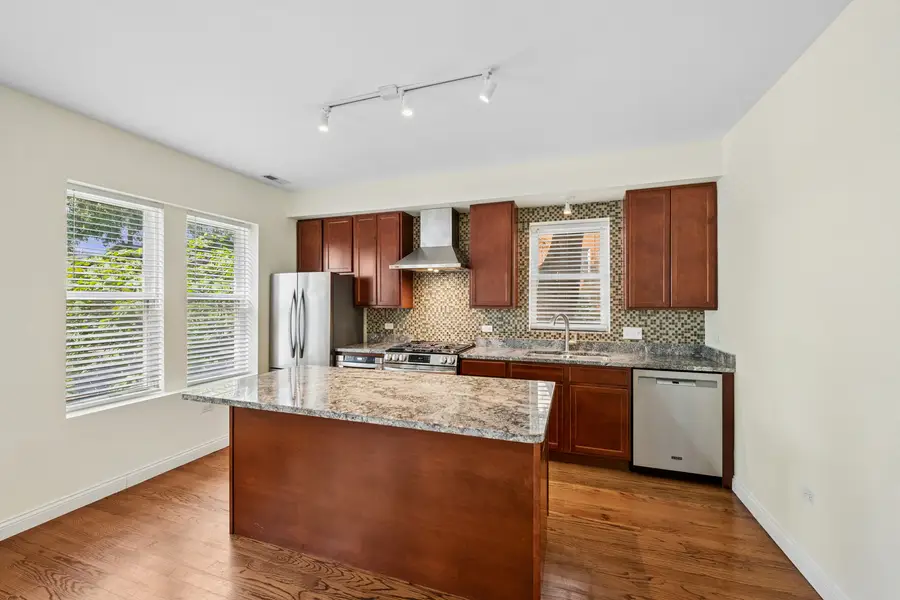 1624 W Grace Street #1, Chicago, IL 60613 - #3