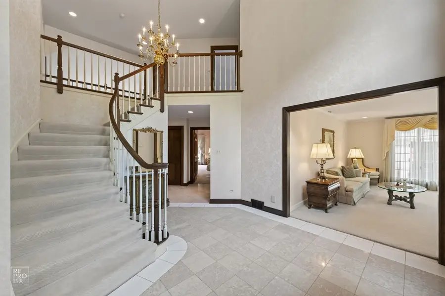 6515 Manor Drive, Burr Ridge, IL 60527 - #2