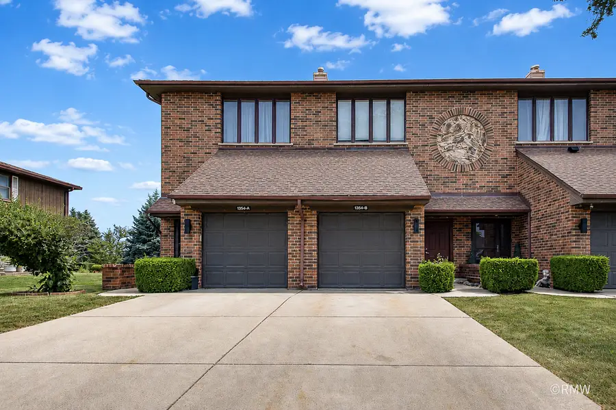 1354 W Byron Avenue, Addison, IL 60101 - #3