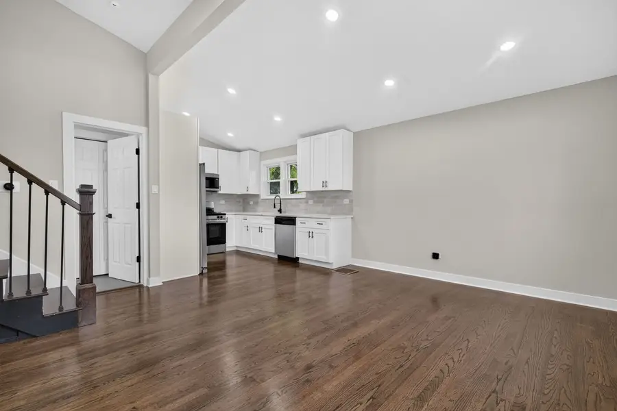10818 S Plahm Court, Worth, IL 60482 - #3