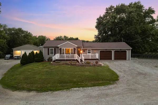 626 S Mississippi Street, Blue Grass, IA 52726