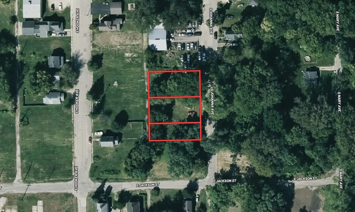 40 S Johanna Avenue, Freeport, IL 61032 - #1