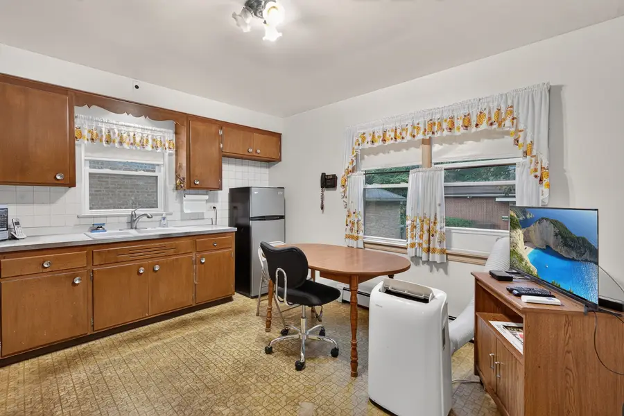 Address Withheld By Seller, Evanston, IL 60202 - #2