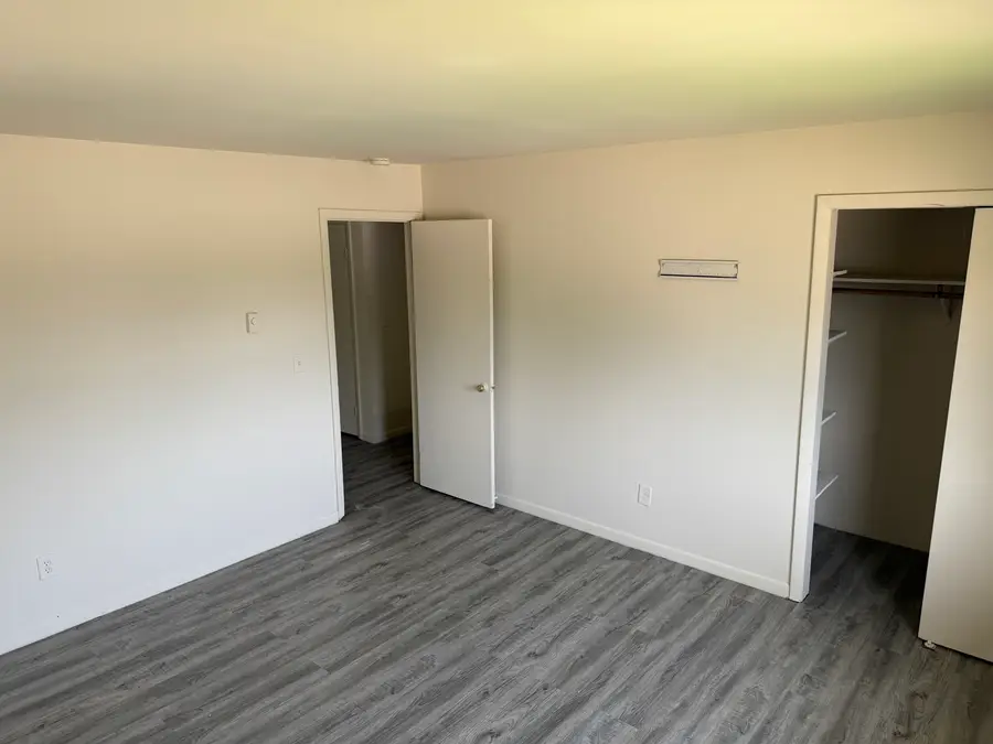 1060 & 1062 N Highland Avenue, Aurora, IL 60506 - #2