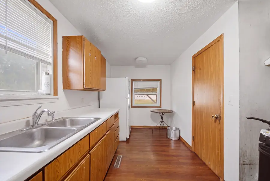 608 E 10th Street, Rock Falls, IL 61071 - #3