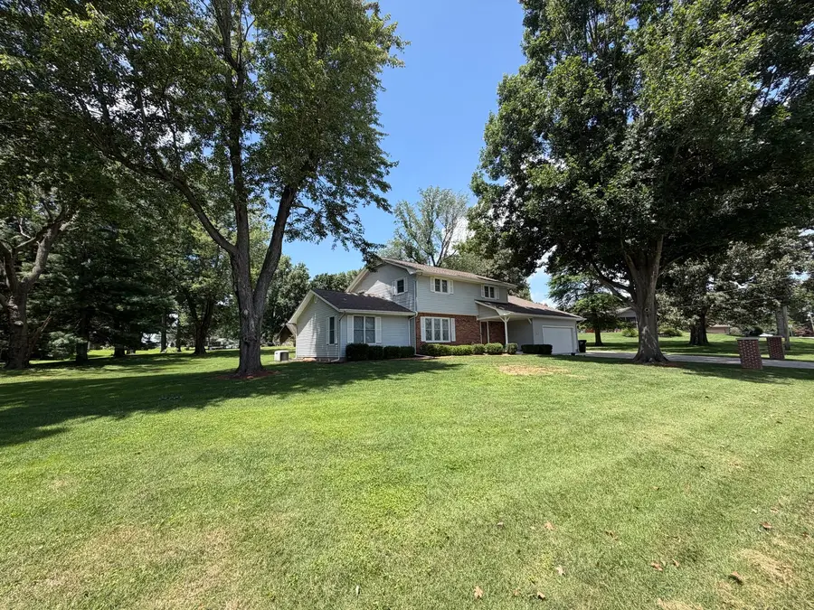 42 Hilanoa Drive, Metropolis, IL 62960 - #3