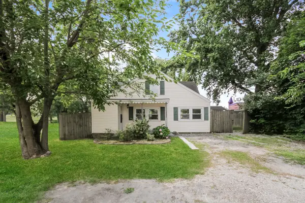 1107 E Joliet Street, Crown Point, IN 46307