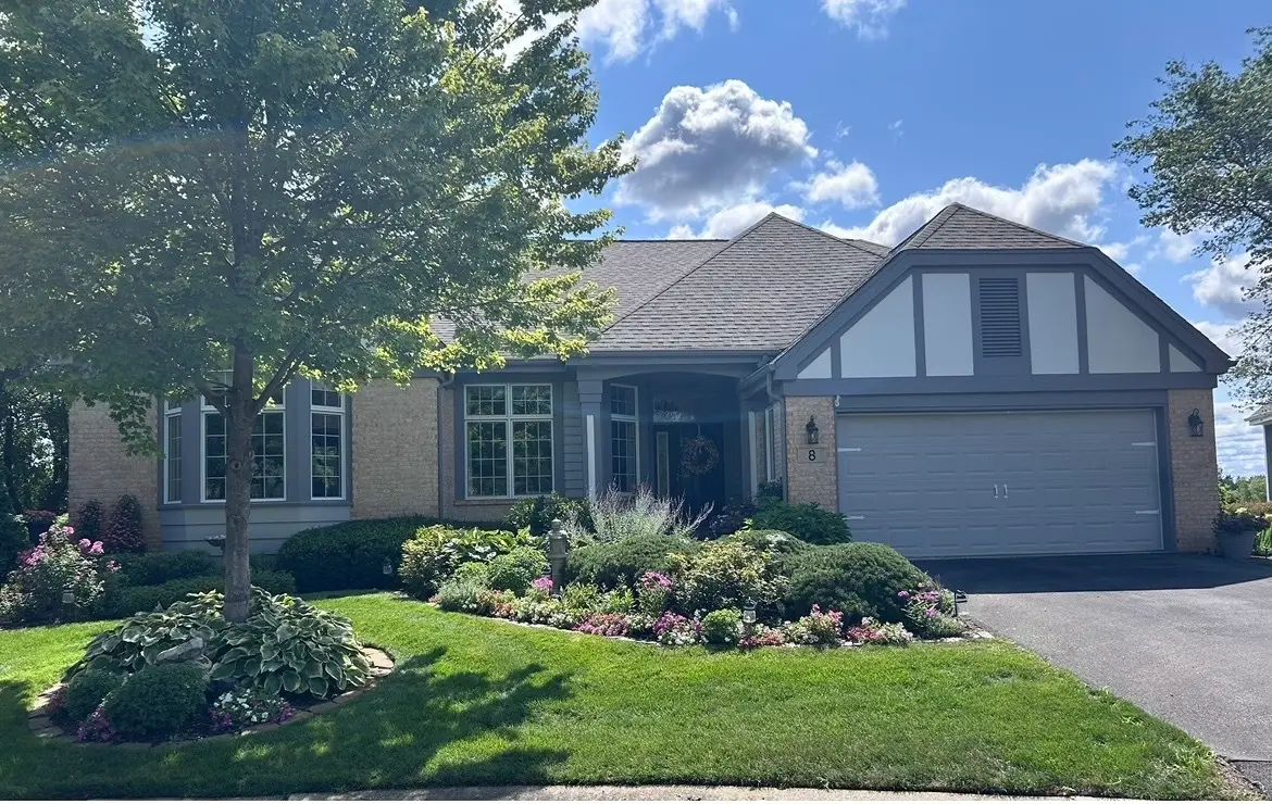 8 Canterbury Court, Lake In The Hills, IL 60156 - #1
