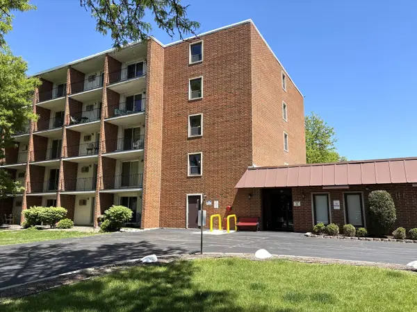 255 S West Avenue #208, Elmhurst, IL 60126
