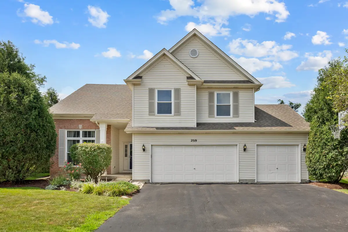 2519 Crestview Drive, Aurora, IL 60502 - #1