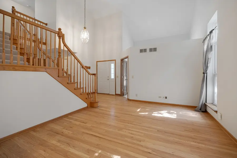 2519 Crestview Drive, Aurora, IL 60502 - #3