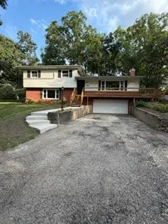3707 N Oak Knoll Road, Crystal Lake, IL 60012
