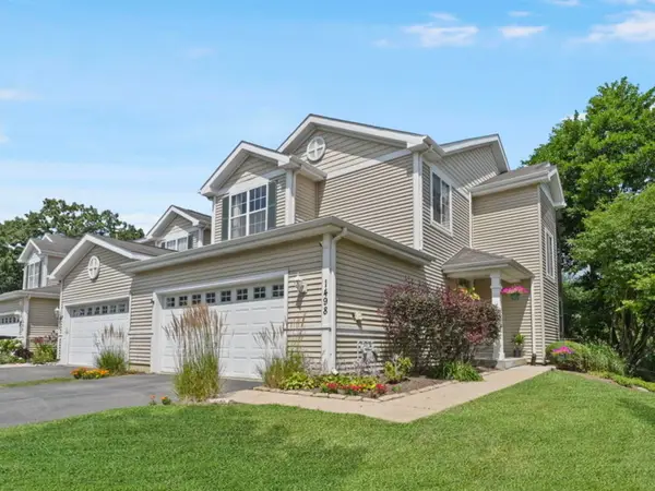 1498 Remington Lane, Round Lake, IL 60073