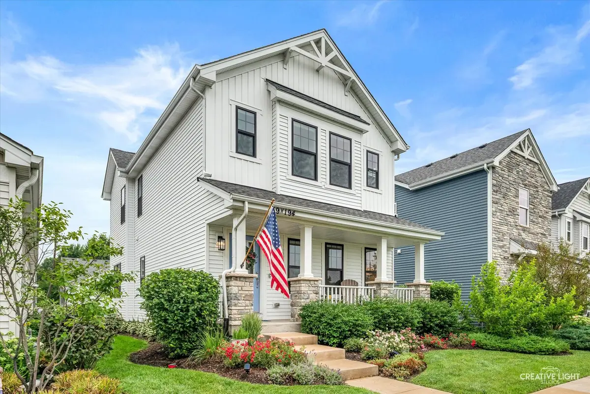 39W194 Water Way, Geneva, IL 60134 - #1