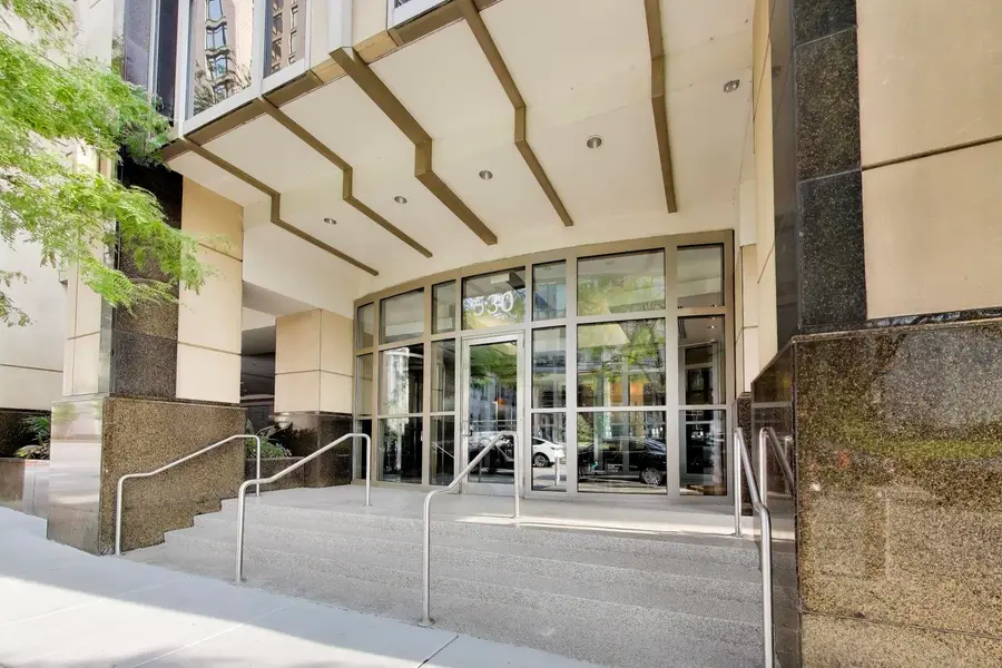 530 N Lake Shore Drive #1104, Chicago, IL 60611 - #2