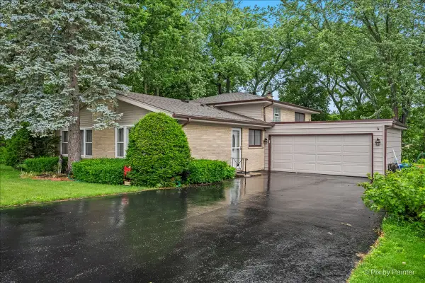 2530 Old Glenview Road, Wilmette, IL 60091
