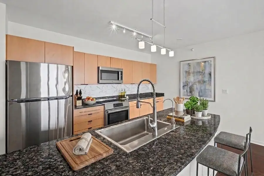 807 Davis Street #1211, Evanston, IL 60201 - #3