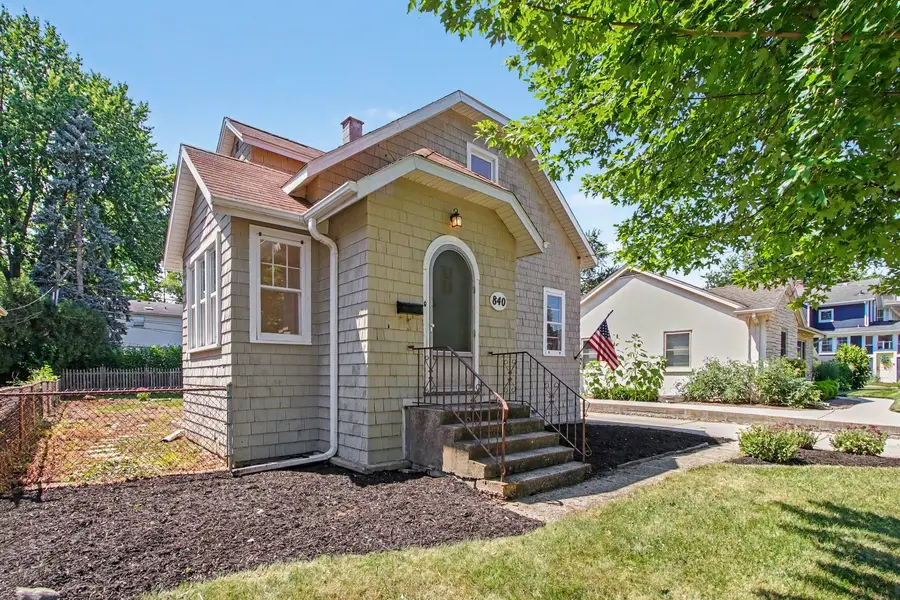 840 N Arlington Heights Road, Arlington Heights, IL 60004 - #3