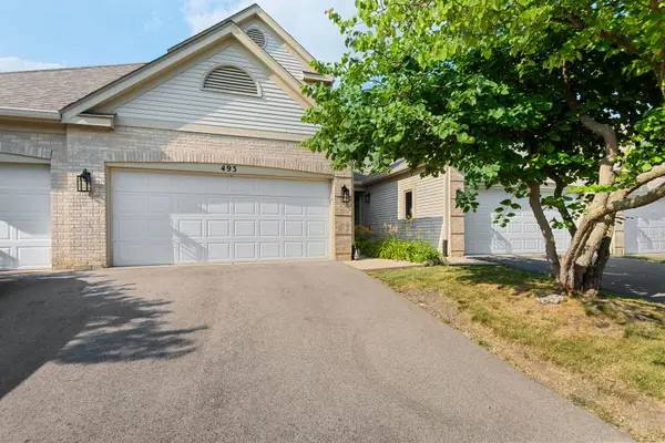 493 Doverton Lane, Fox River Grove, IL 60021