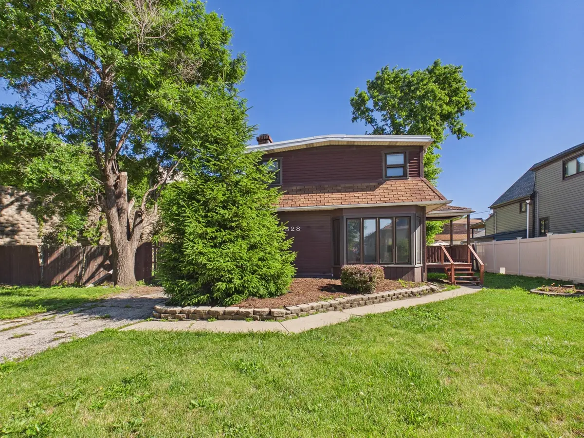 9828 W South Avenue, Schiller Park, IL 60176 - #1