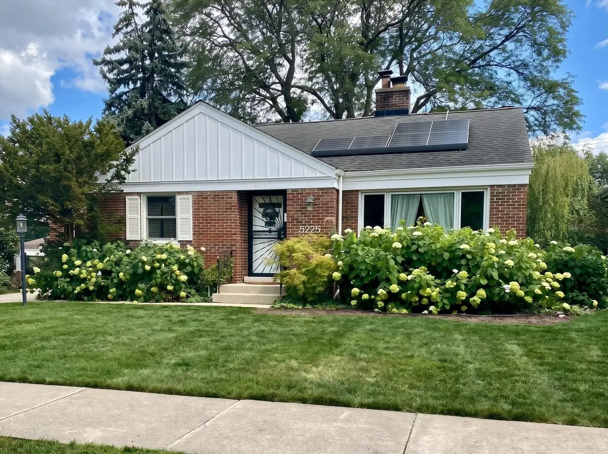 5225 Greenwood Street, Skokie, IL 60077 - #1
