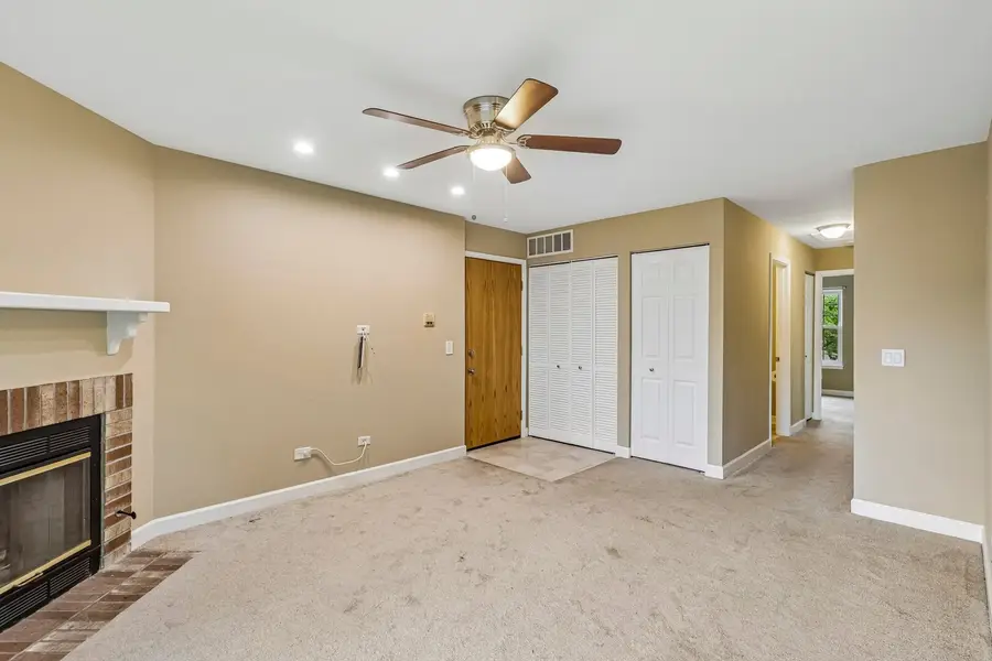 657 Thorntree Court #C2, Bartlett, IL 60103 - #3