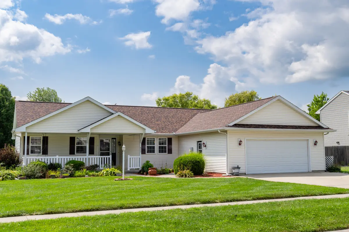 511 Winston Drive, Saint Joseph, IL 61873 - #1