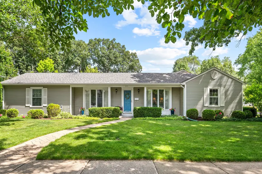2111 Bosworth Lane, Northfield, IL 60093 - #2