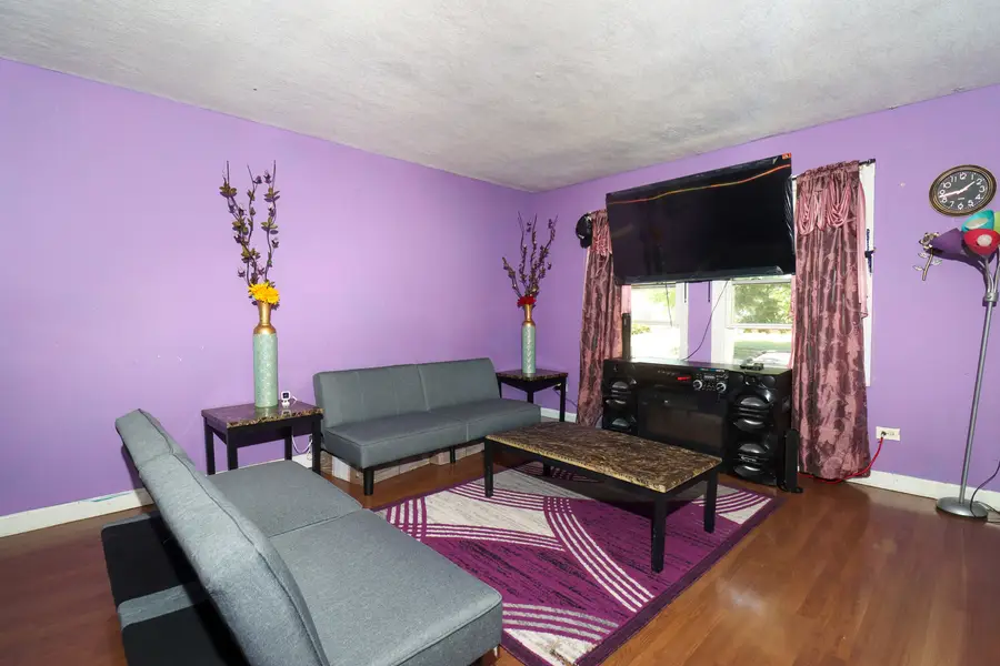 2123 Wallace Avenue, North Chicago, IL 60064 - #2