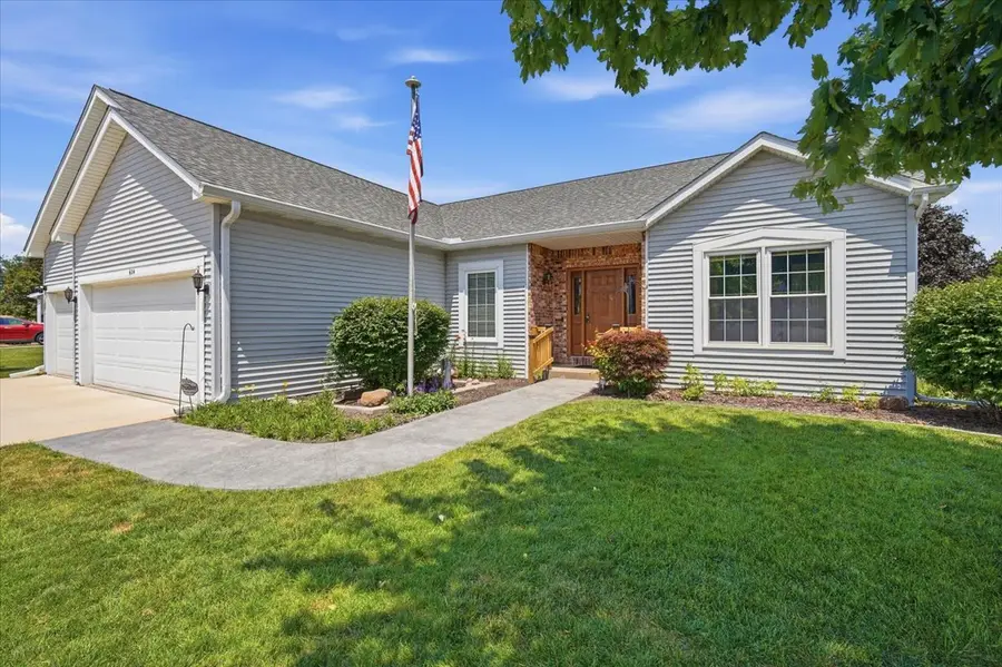 604 Eddy Road, Bloomington, IL 61704 - #2
