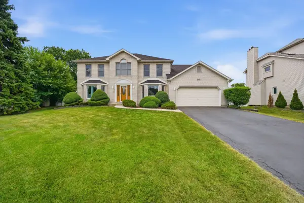 567 Warbler Drive, Bolingbrook, IL 60440
