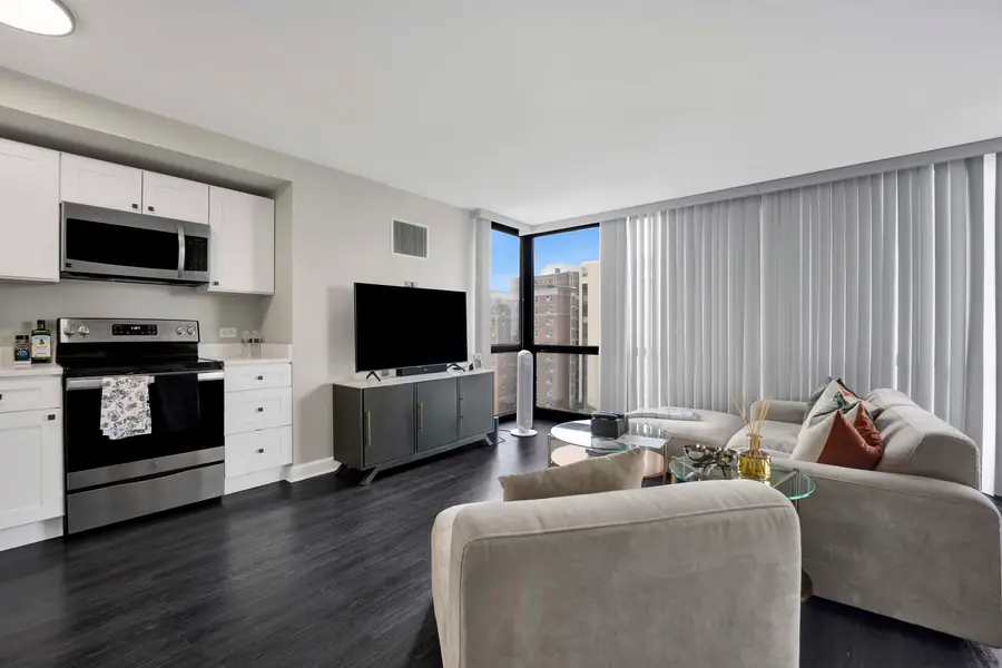 1122 N Clark Street #1402, Chicago, IL 60610 - #3