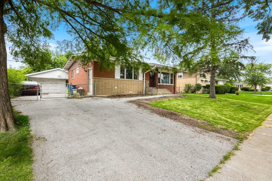 196 Craig Drive W, Chicago Heights, IL 60411 - #2
