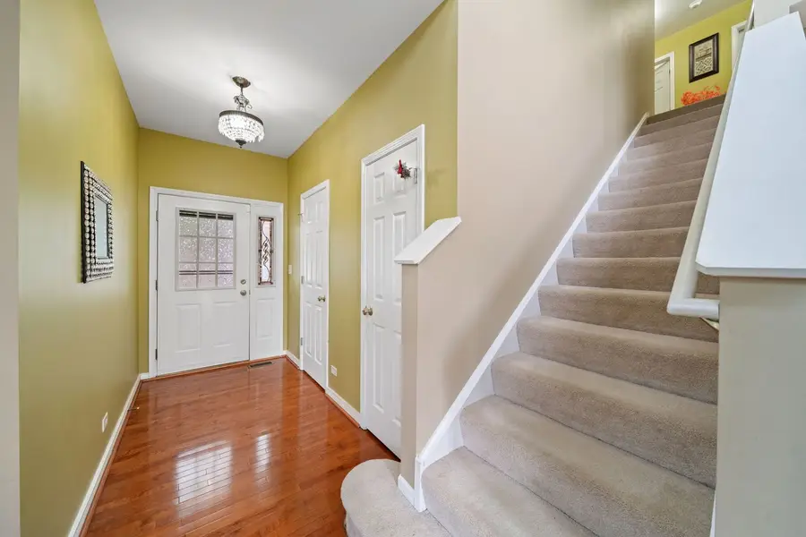 356 N West Pointe Drive, Vernon Hills, IL 60061 - #3