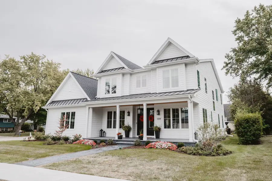 827 W Brookside Street, Palatine, IL 60067 - #2