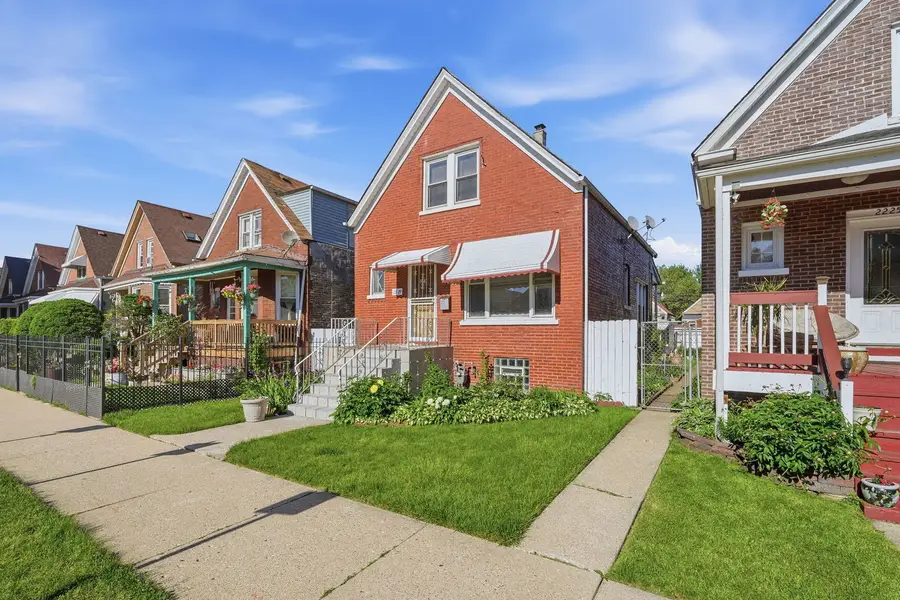 2229 N Kedvale Avenue, Chicago, IL 60639 - #2