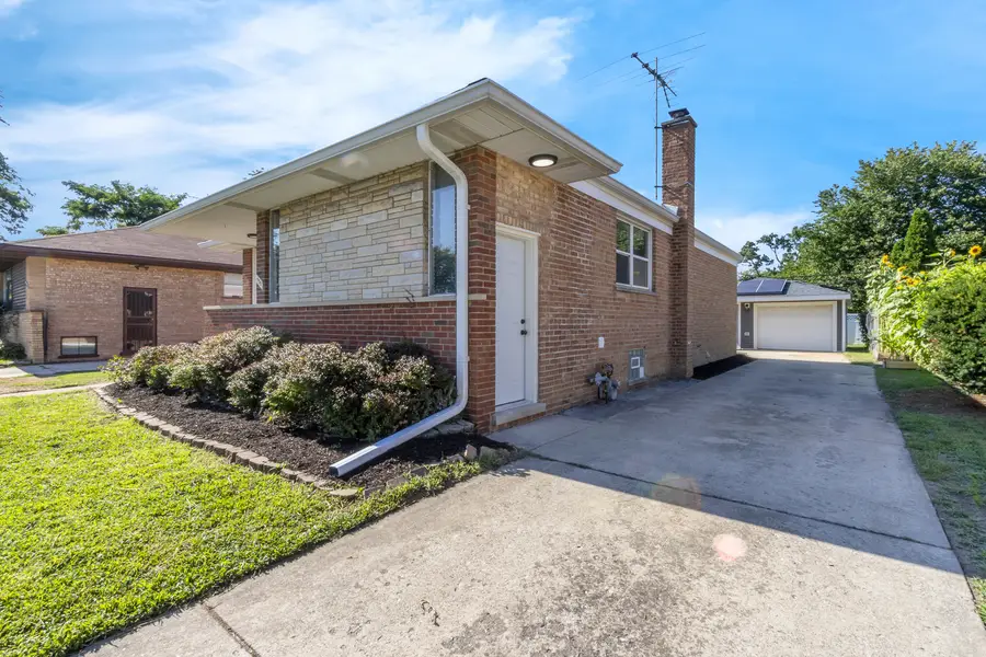 930 E 161st Place, South Holland, IL 60473 - #3