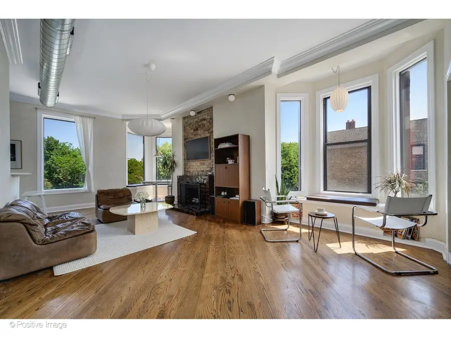 1135 W Webster Avenue #3, Chicago, IL 60614 - #2