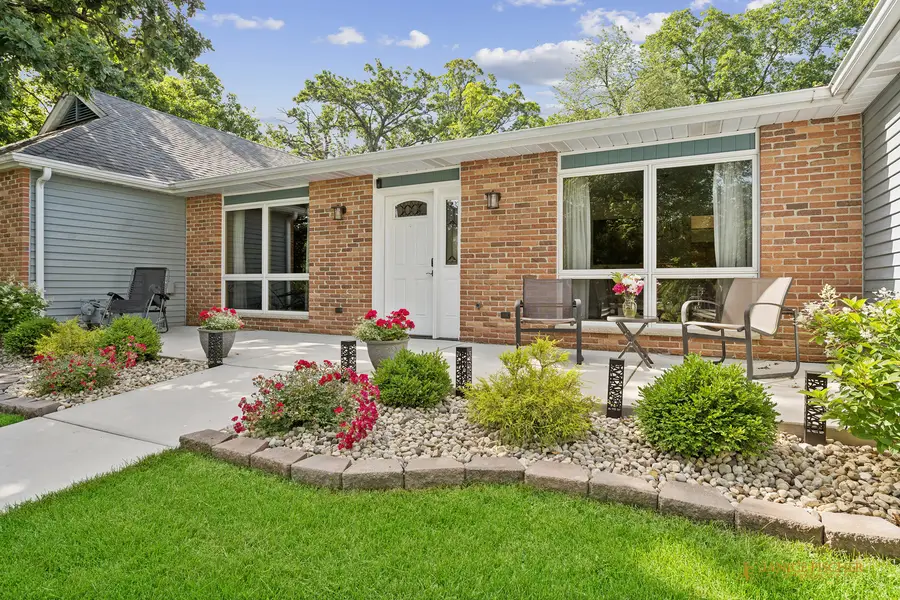 221 S Dawn Marie Drive, Round Lake, IL 60073 - #2