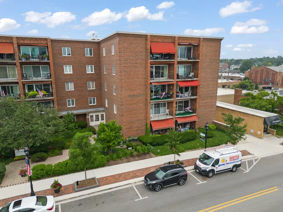 515 N Main Street #3CS, Glen Ellyn, IL 60137 - #3